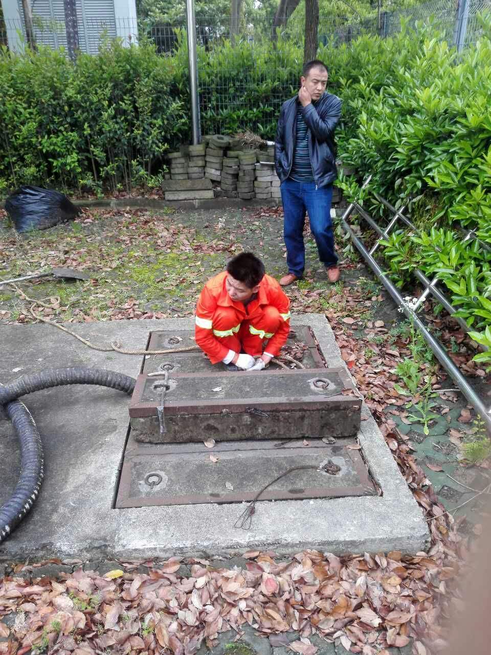 长武吸污抽粪